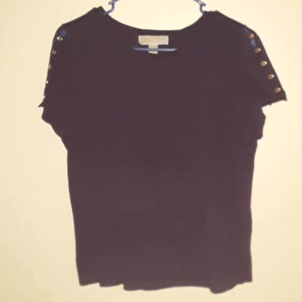 MK tshirt